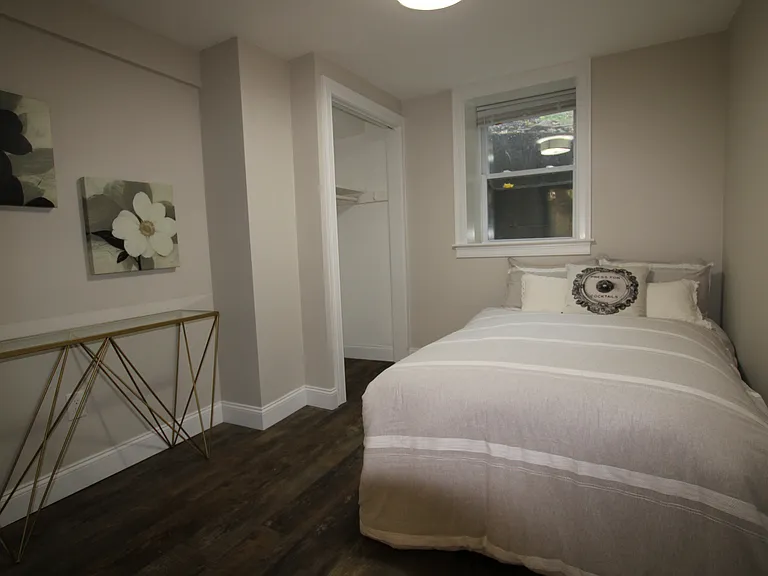59 Strathmore Rd #1 — Photo 32