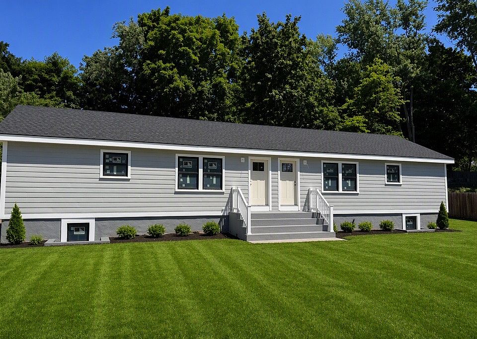 1st image of 30 Eliot Rd #30