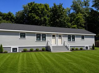 30 Eliot Rd #30, Bedford, MA 01730