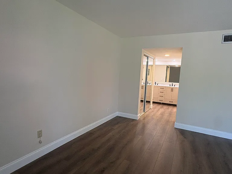 11280 Green Lake Dr #203 — Photo 13