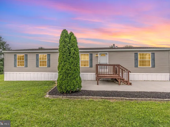108 Country View Est, Newville, PA 17241