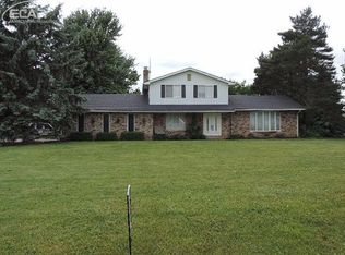 1490 Riniel Rd, Lennon, MI 48449