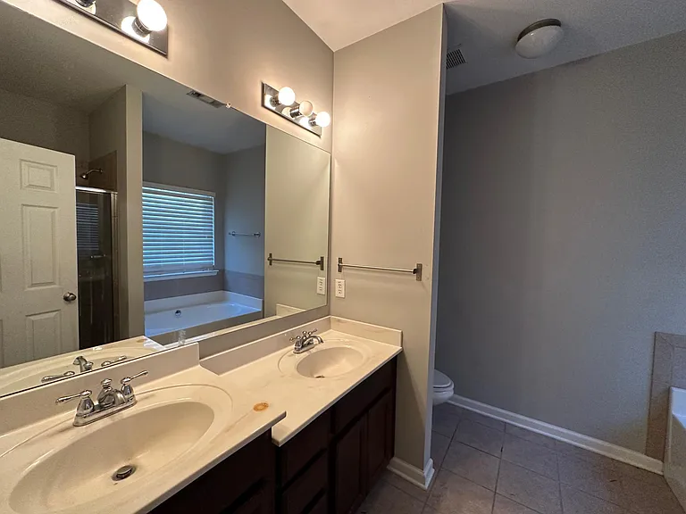 7180 Silk Tree Point — Photo 15
