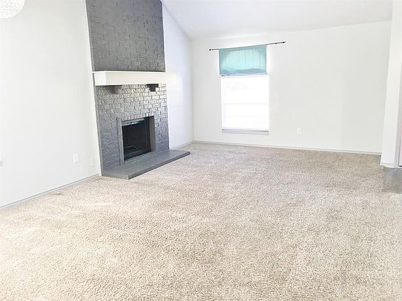 5th image of 1710 Highgate Dr