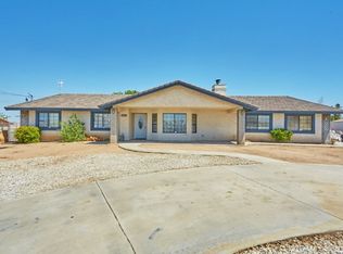 10451 9th Ave, Hesperia, CA 92345