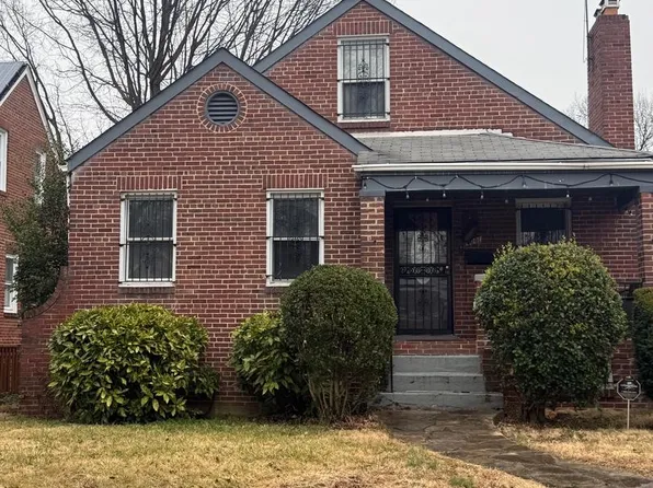 4001 20th St NE, Washington, DC 20018