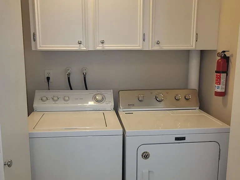 8309 Cirque Dr W #6 — Photo 8