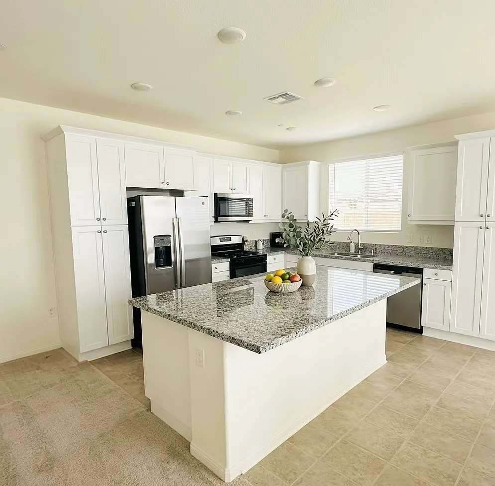 3 bed, 1673 sqft, $2,495 — Photo 2