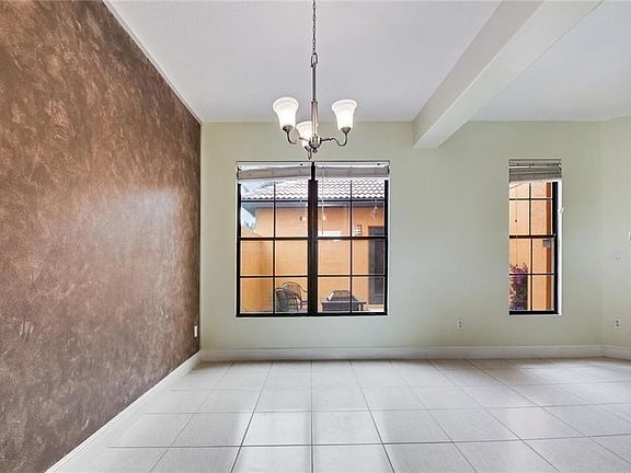 3rd image of 2954 Marbella Dr