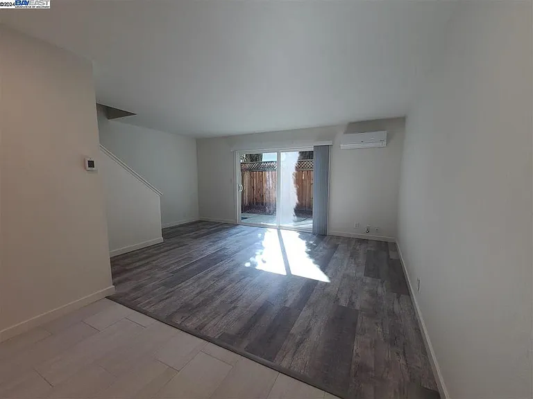 749 Palomino Dr — Photo 9