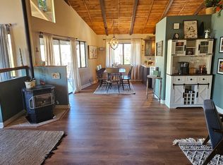 37 Oak Pl, Kernville, CA 93238