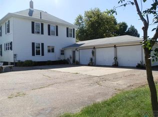 119 SW 3rd St, Colman, SD 57017