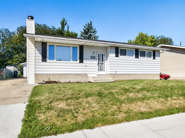 5244 52nd St, Leduc, AB T9E 5P6