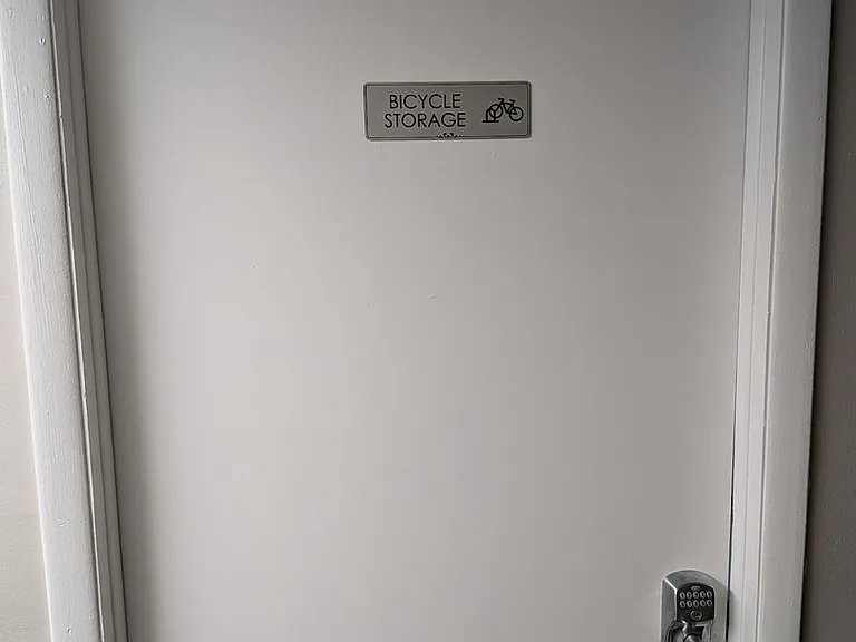 Hidden Pines Apartments — Photo 17