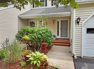 35 Belgian Ln #35, Leominster, MA 01453