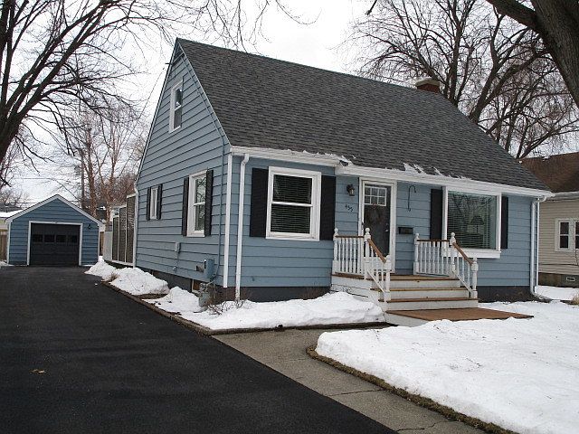 1st image of 455 E 160th Pl