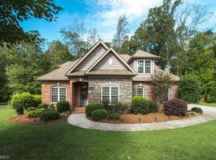 172 Keel Ct, Stokesdale, NC 27357