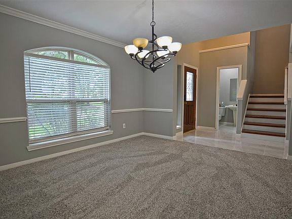 3rd image of 15302 Park Estates Ln