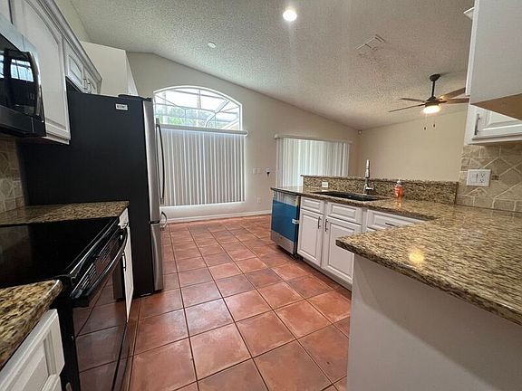 3rd image of 3732 Becontree Pl