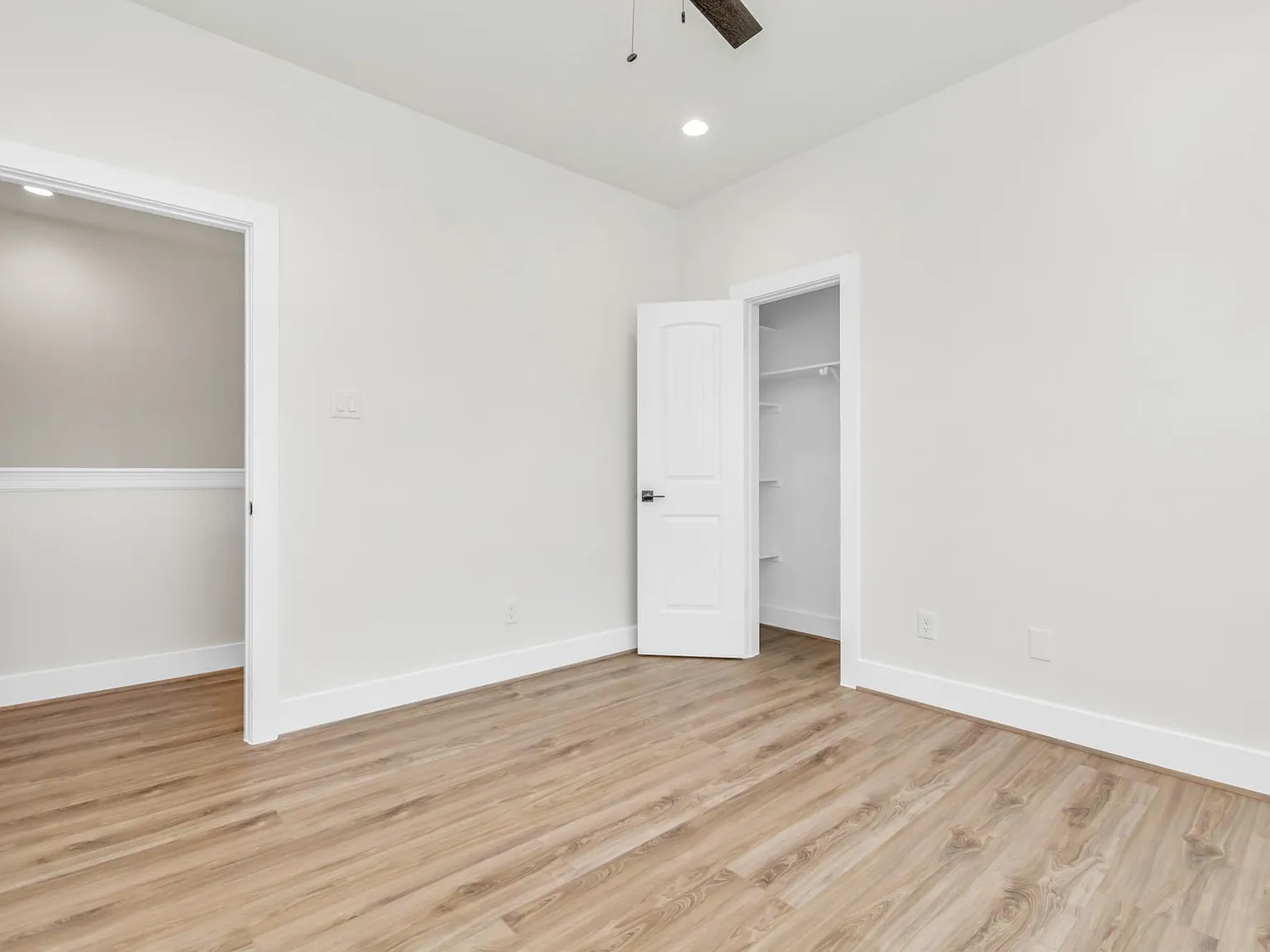 3110 McIlhenny St — Photo 2
