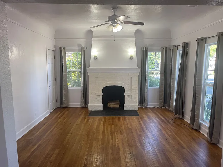 2233 Dwight Way — Photo 6