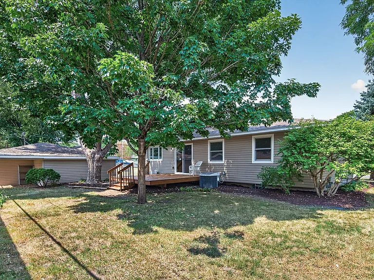 2036 Coral Ln — Photo 27