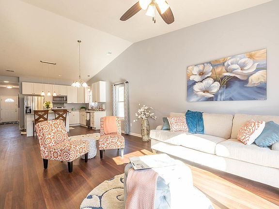 2nd image of 5784 W Daffodil Ct