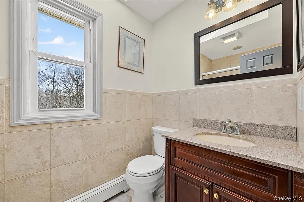 7 bed, $6,500 — Photo 1