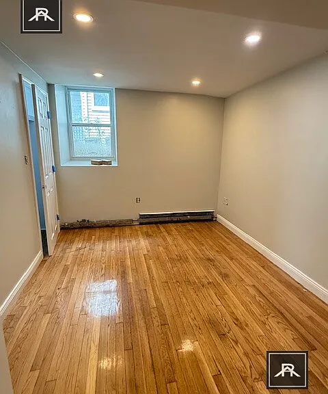 14 Quint Ave #1 — Photo 9