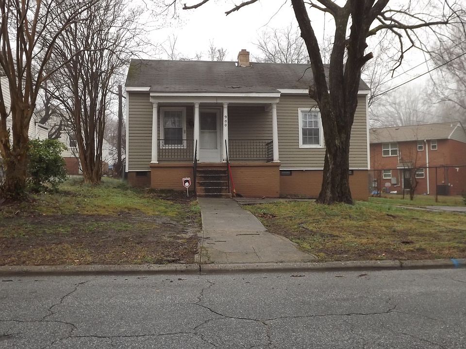1st image of 900 Burbank St