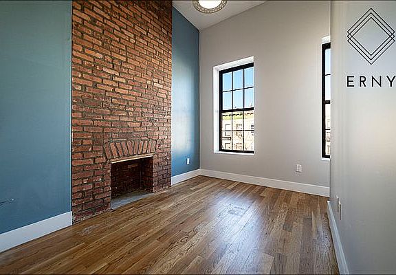 4th image of 334 Chauncey St APT 2