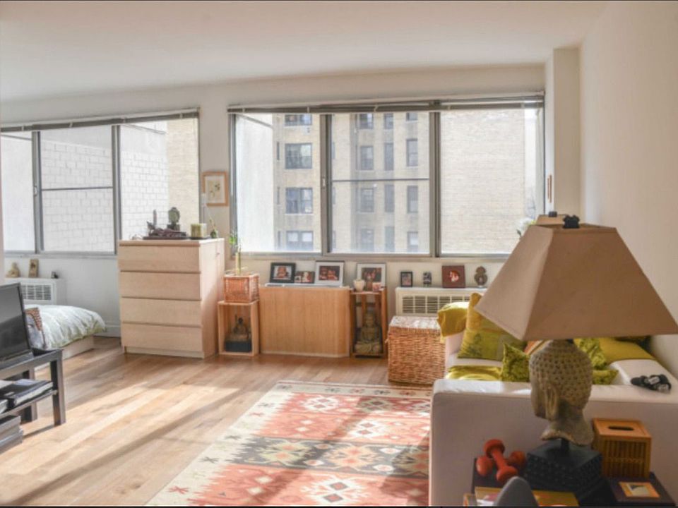 1st image of 95 W 95th St APT 6D