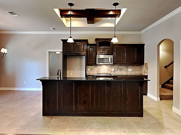 5th image of 15225 Western Vista Dr