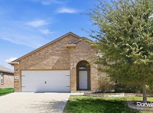 2614 Lavender Ln, Glenn Heights, TX 75154