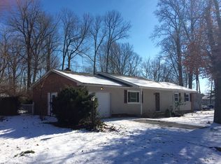 1930 N Beechbrook Dr, Shelbyville, IN 46176