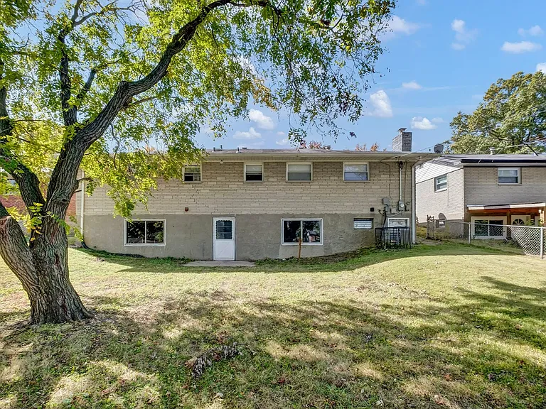 1505 Miller Dr — Photo 23