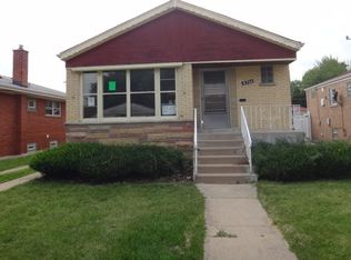8746 S Fairfield Ave, Evergreen Park, IL 60805