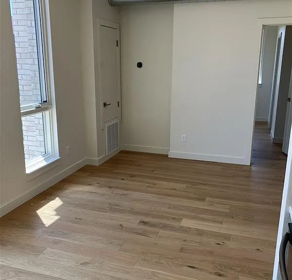 1640 Spoke St #2 — Photo 4