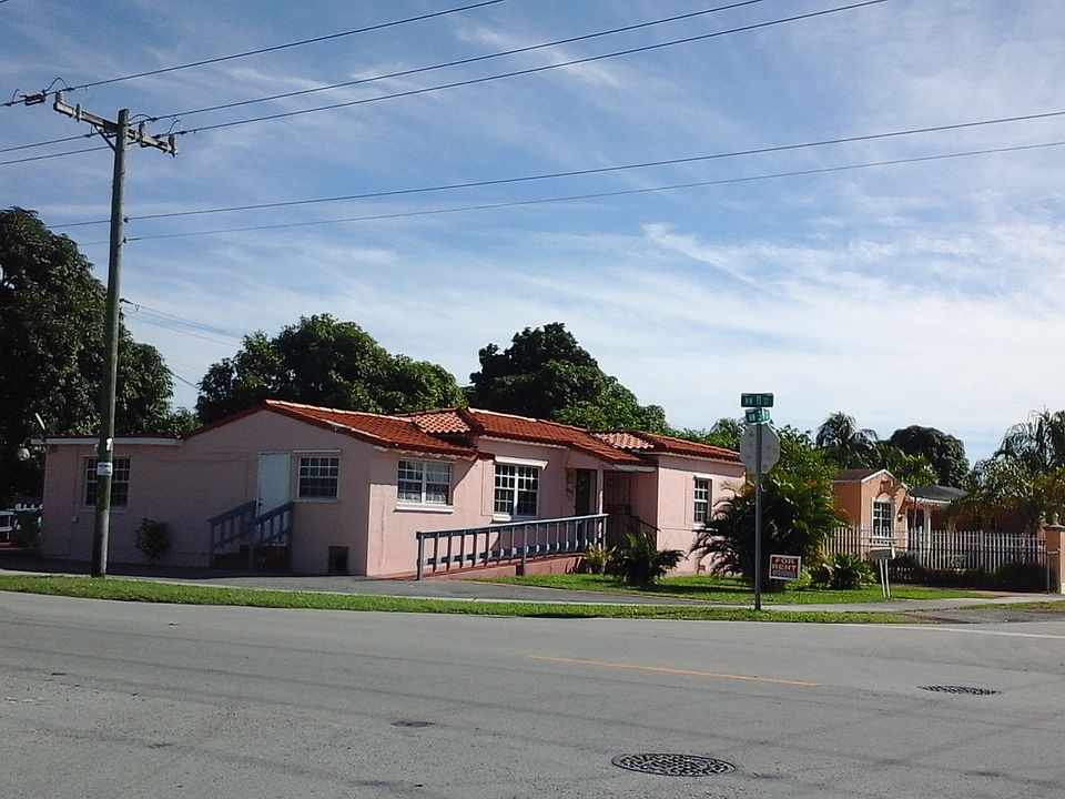 1st image of 1031 NW 39th Ct