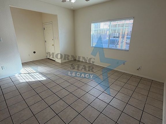 4th image of 450 Ithaca Ct #18