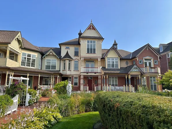 4133 Royal Mews Cir, Naperville, IL 60564