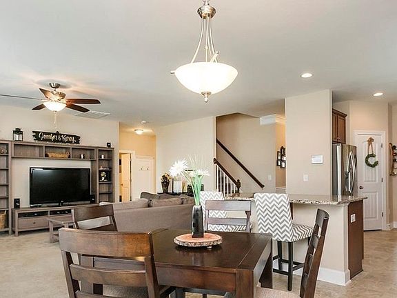 4th image of 708 Nellie Gray Pl