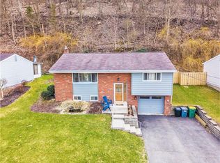 134 Donmor Dr, Pittsburgh, PA