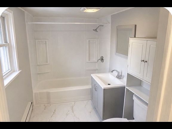3rd image of 33 May St APT 1