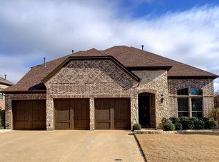 1004 Holston Hills Trl, Roanoke, TX 76262