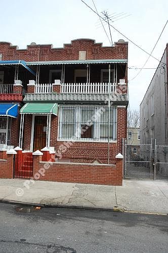 2nd image of 513 Miller Ave