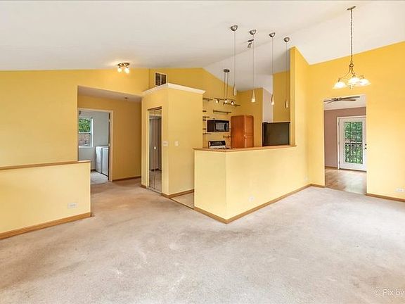5th image of 4909 S Spencer Ave #B