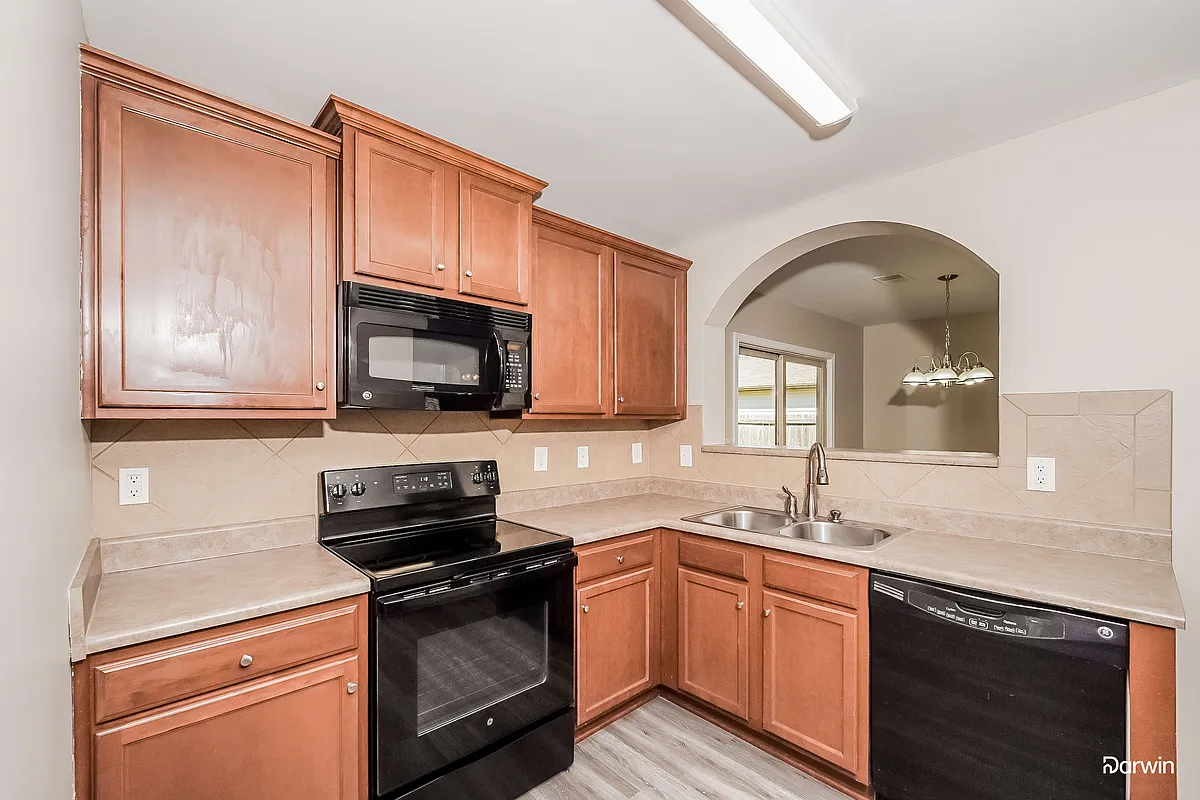 Building Photo - 180 Briar Ridge Ln