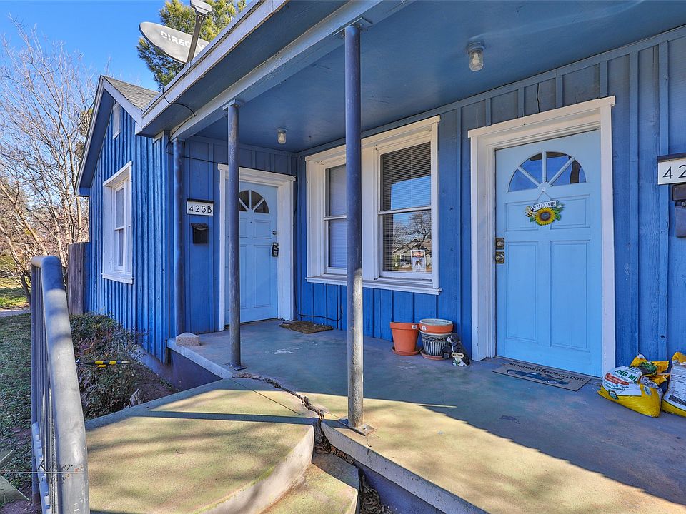 1st image of 425 Sayles Blvd