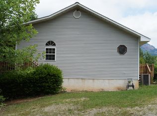 5480 Highway 11, Pickens, SC 29671